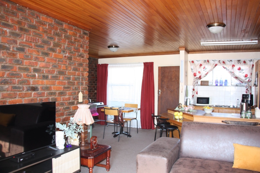2 Bedroom Property for Sale in Pellissier Free State